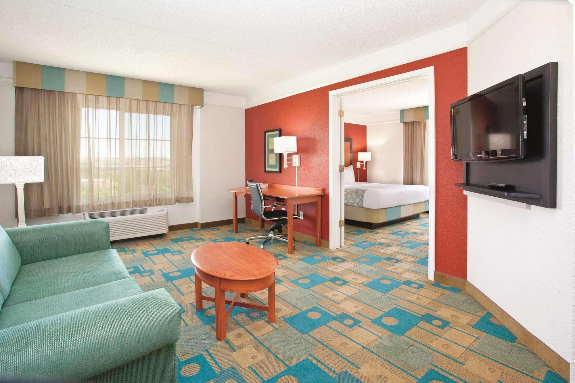 Hampton Inn Colorado Springs-Airport Zewnętrze zdjęcie